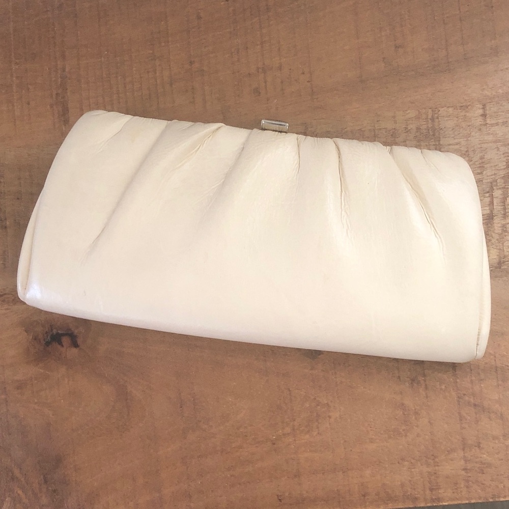Vintage Beige Gathered Clutch